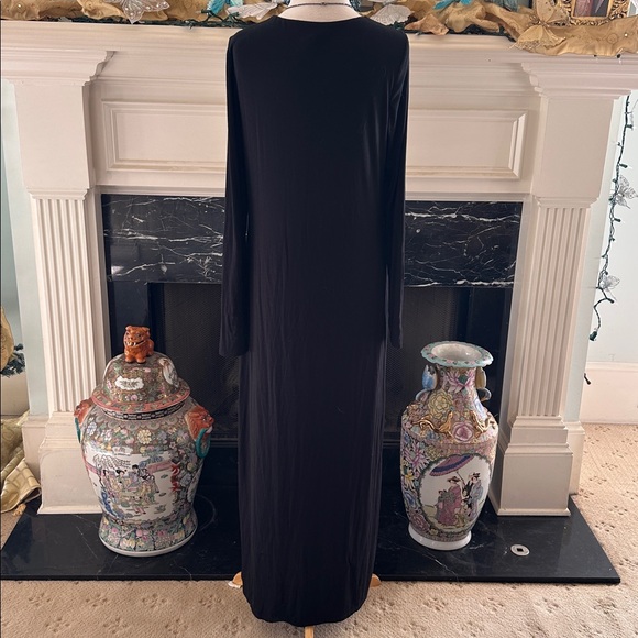 Universal Thread Black Long Sleeve Maxi Dress - Picture 4 of 5